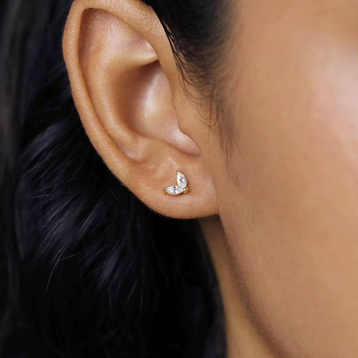 HADLEY FLAT BACK STUDS (PAIR)